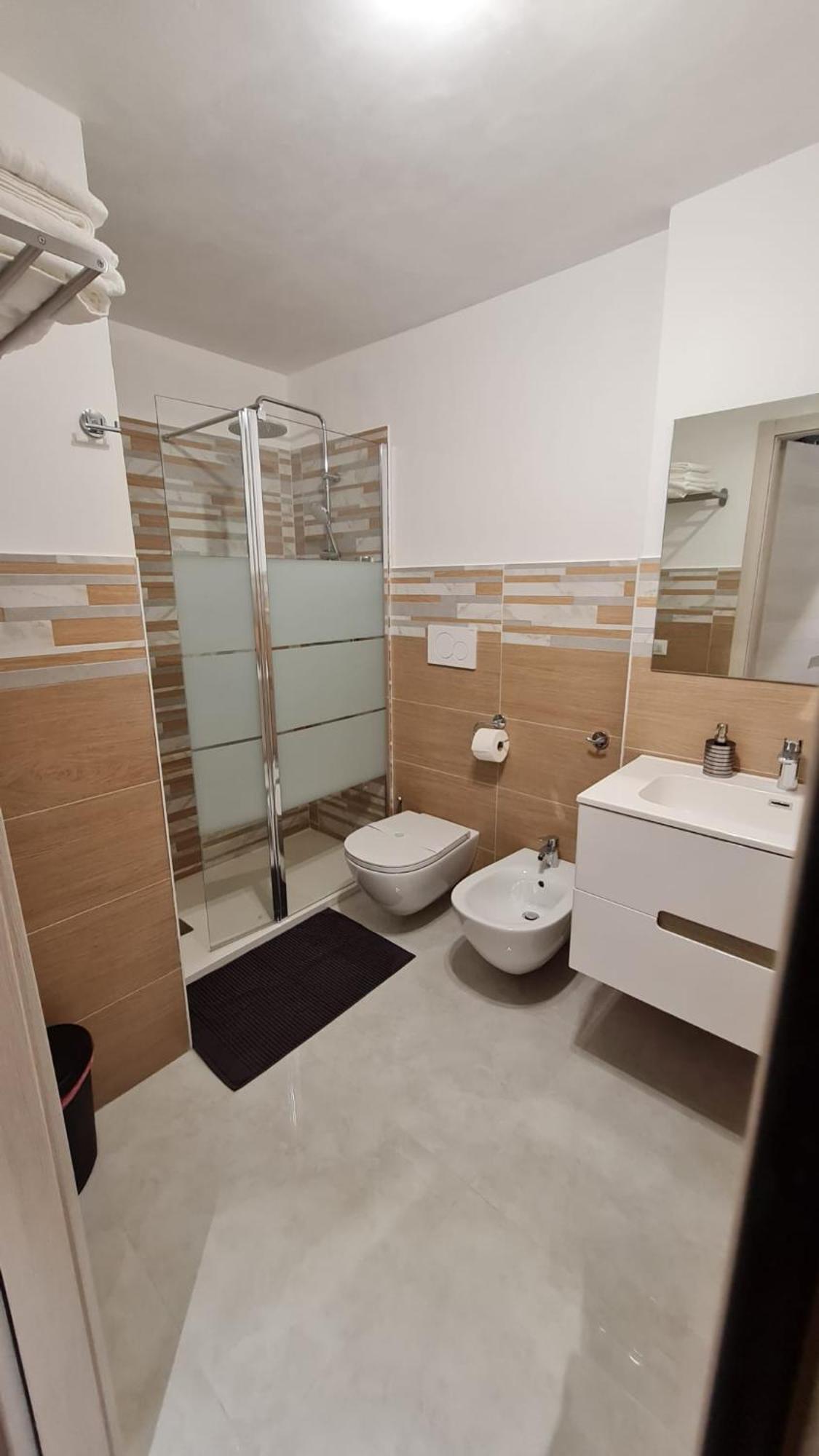 Hotel Locazione Turistica Adriatico Bari Habitación foto